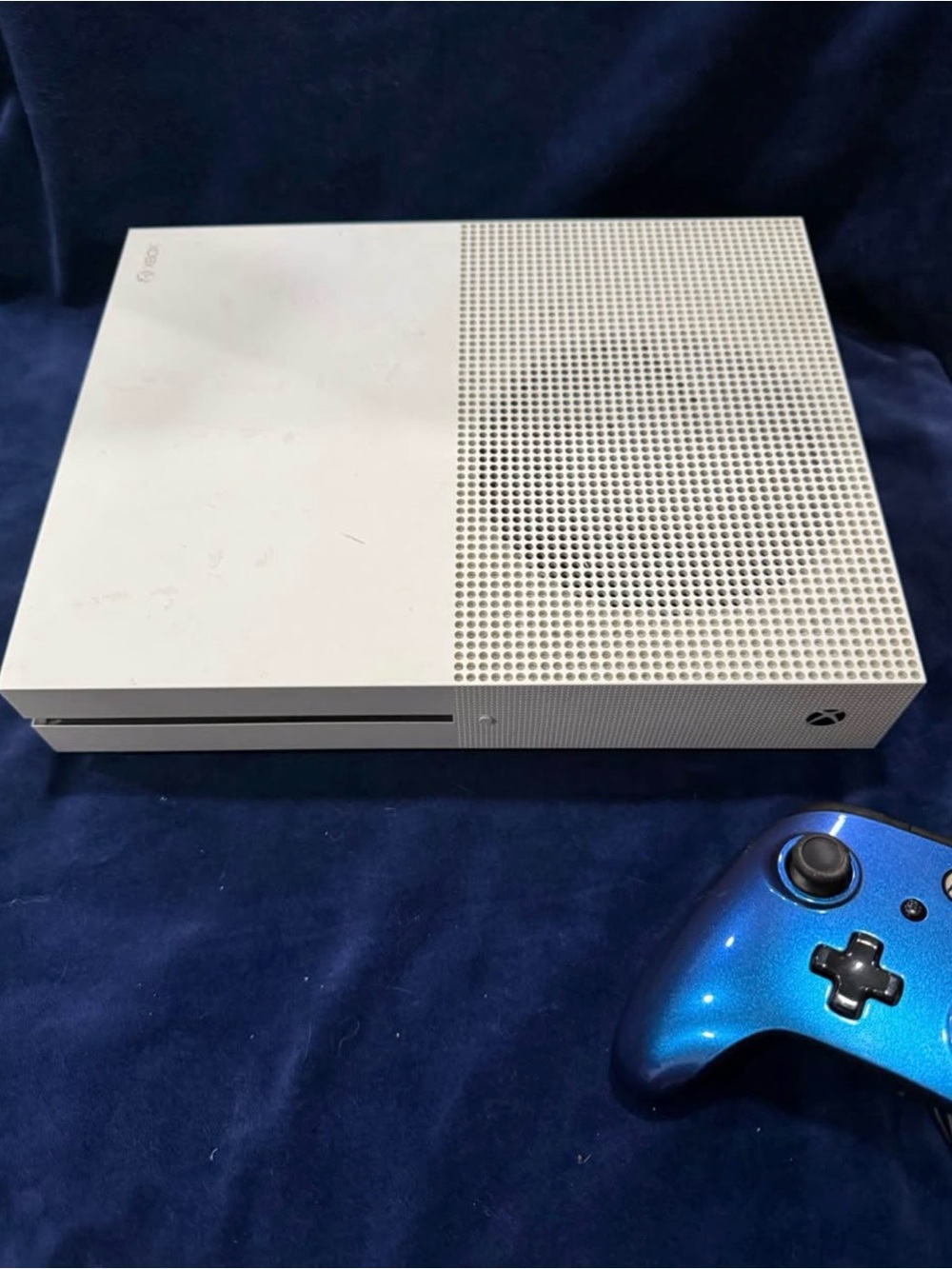 Xbox One S White Console with Blue Wired Controller